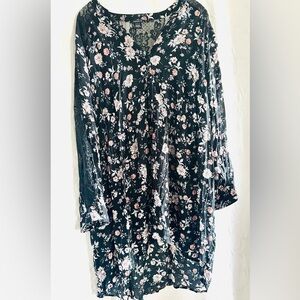 Torrid Women Long Blouse Asymmetrical Long Sleeves Laced with Nylon Black Sz 4